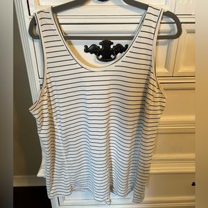 Old Navy Active Stripped Black and White Top XL